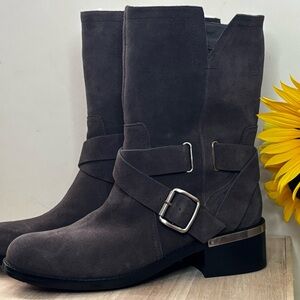 Vince Camuto Wethima Suede Leather Moto Boot - Dark Slate (size 9.5M / 41) NEW ✨